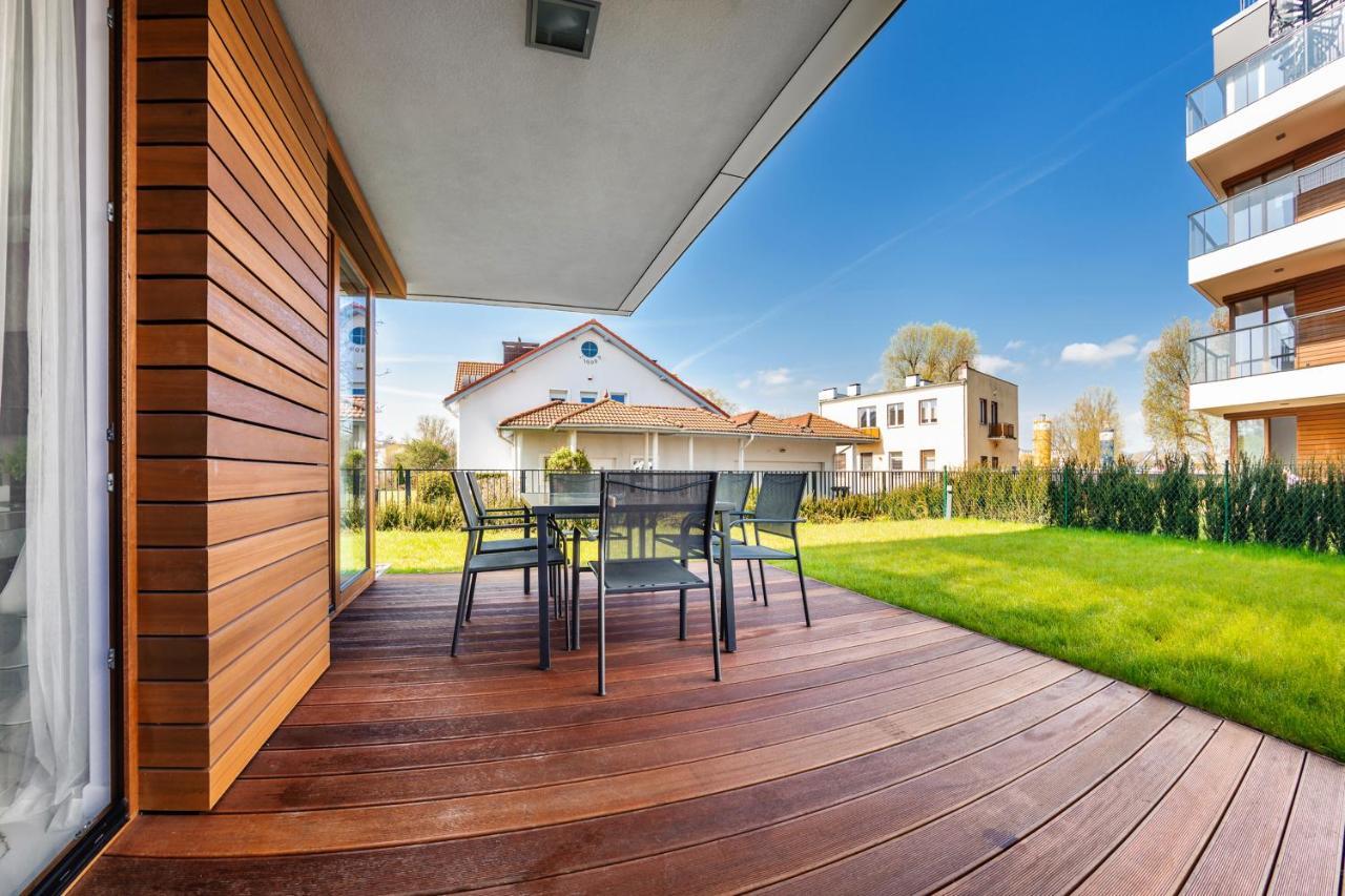 Luxury Long Island Suite Гданск Екстериор снимка