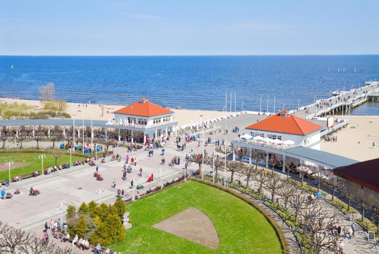 Luxury Long Island Suite Гданск Екстериор снимка